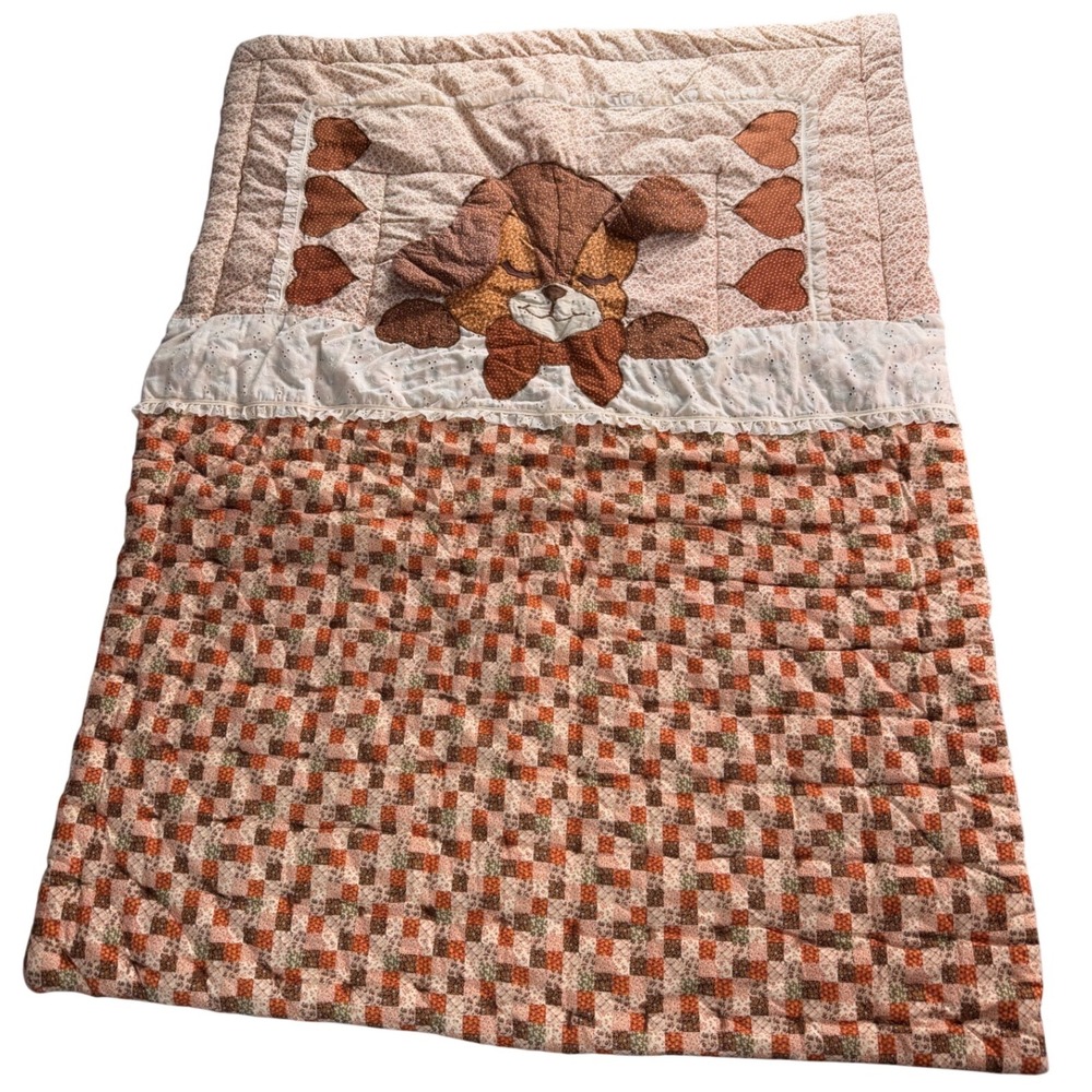 VTG Puppy Dog Patchwork Baby Quilt Floral Hearts Eyelet Lace Rust Cream 38x51